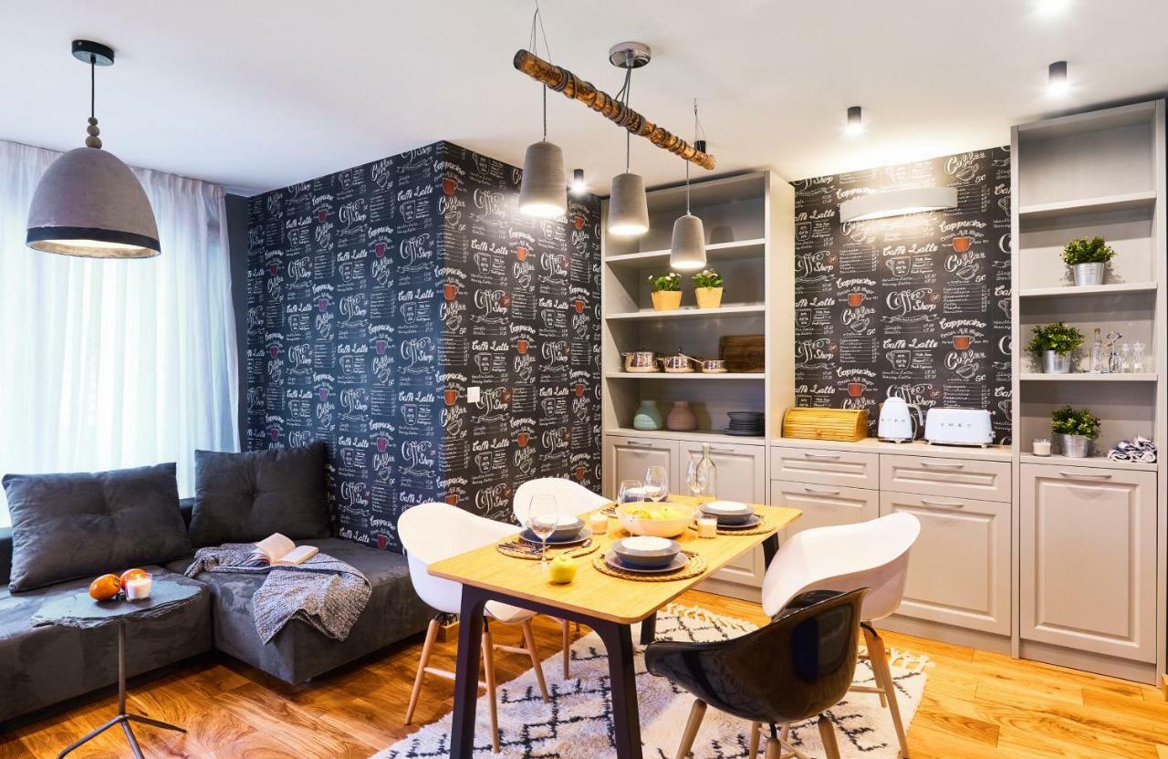 Stylish And High-End Designer Apartments In City Center Sofia Exterior foto